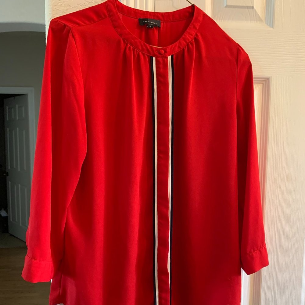 The Limited 3/4 sleeve red button down shirt